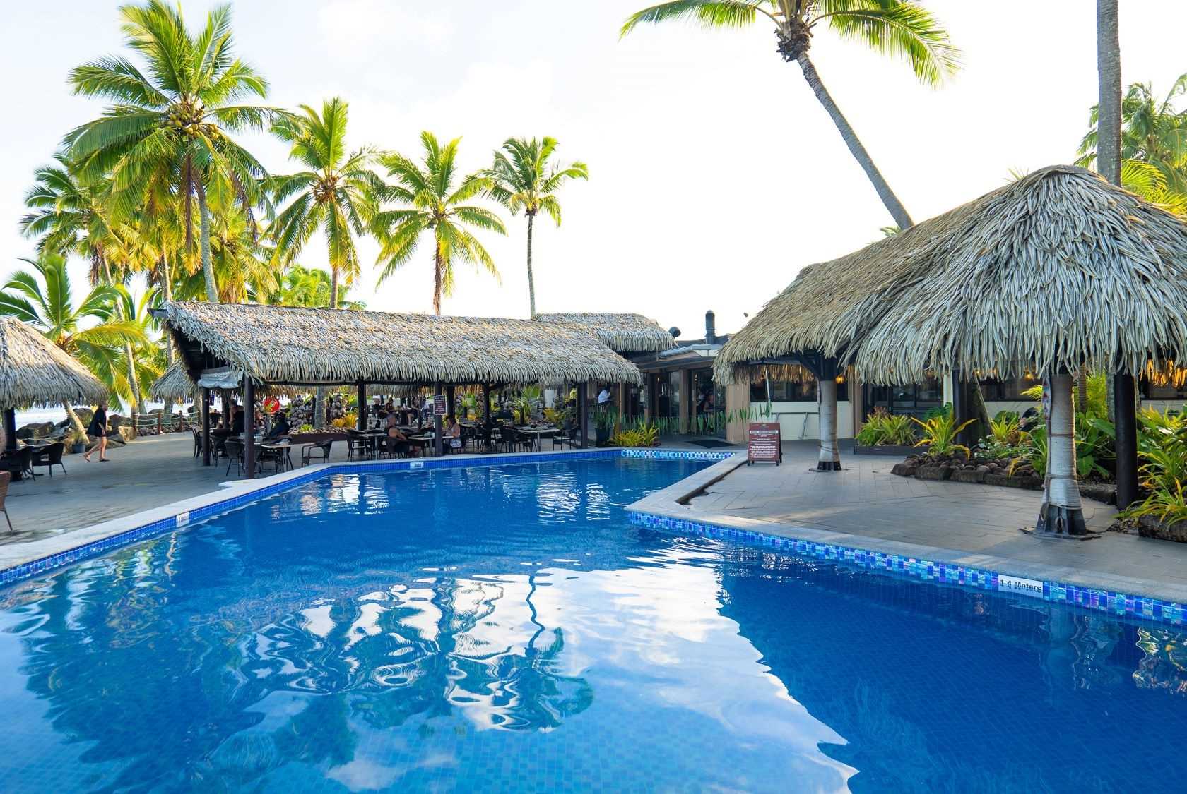 Enjoy poolside dining and breathtaking tropical views at Edgewater Resort, Rarotonga’s top beachfront escape in the Cook Islands.